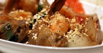 Maesri Fried Shallot & Fried Garlic Combo Pack, Ingredient & Garnish widely used in Asian Cooking, 7 Ounce & 10.5 Once Jar, 2 Piece Assortment