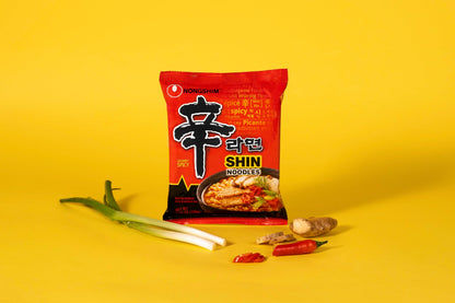 Nongshim Shin Ramyun Noodles, Spicy Korean Signature Instant Ramyun, Rich Beef Flavored Broth, Microwaveable, Korean Instant Noodles, 4.23 oz (Pack of 20), Packaging May Vary.