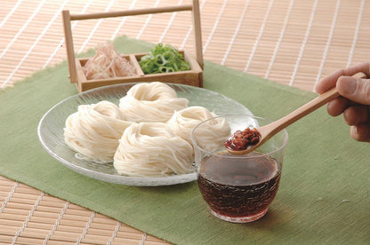 Momoya Chili Oil with Fried Garlic Taberu Layu 3.88 Oz