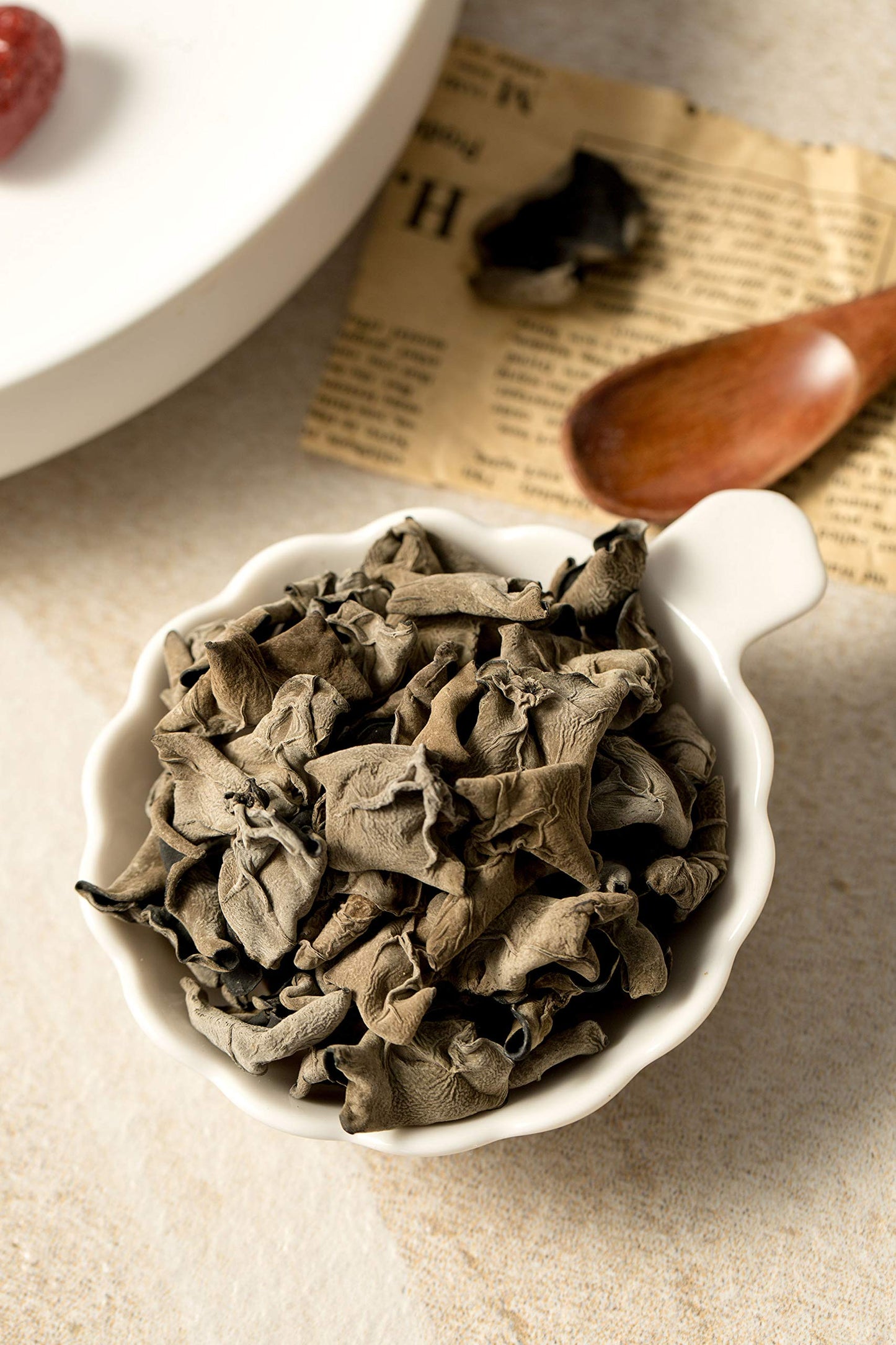 VIGOROUS MOUNTAINS Dried Woodear Mushrooms for Cooking 5 oz, Chewy Texture Dry Black Fungus for Soup Stir-fries Salads , 木耳 , 141.7 g