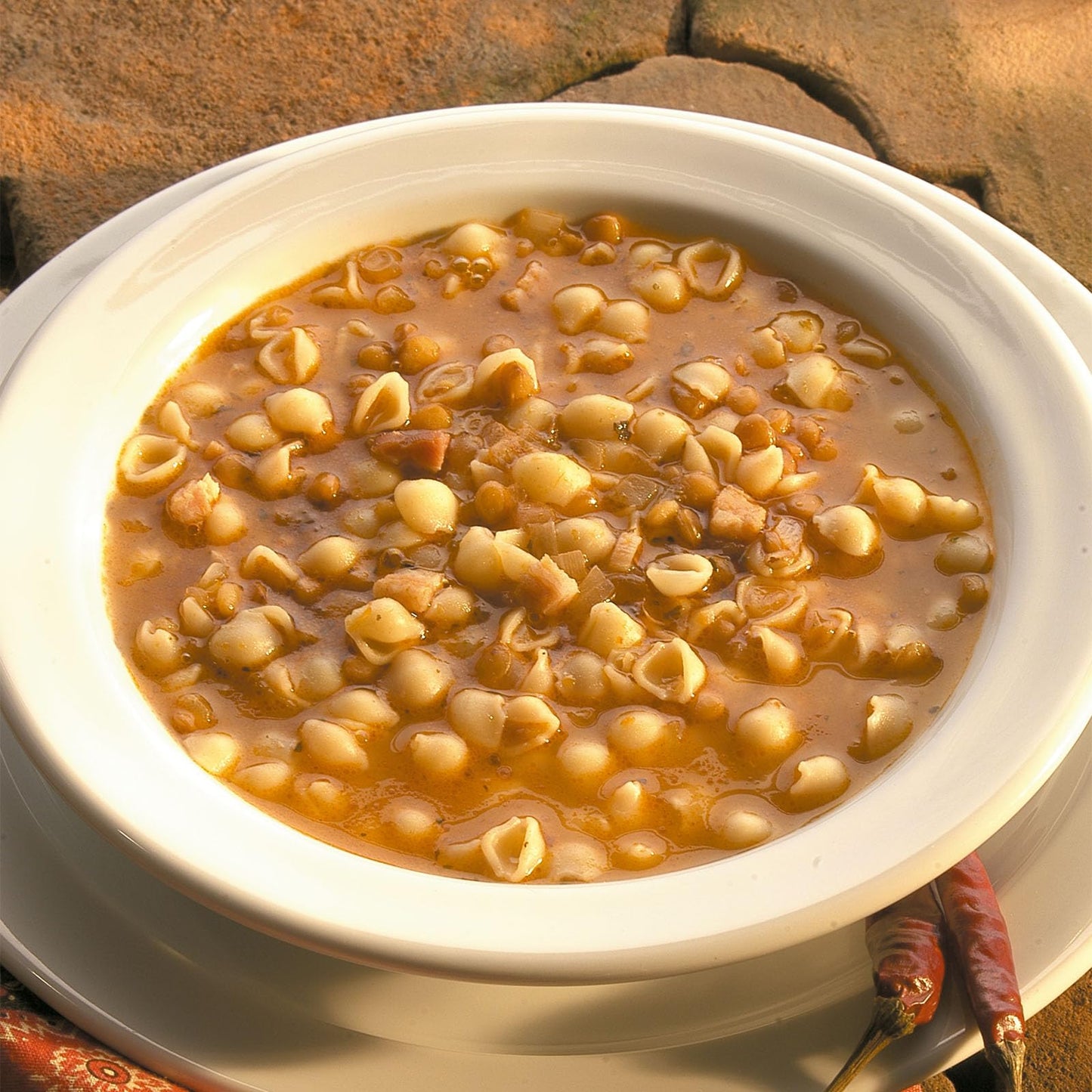 LA MODERNA, Shells, Made with Durum Wheat Semolina, Enriched with Vitamins and Iron, Traditional Mexican Pasta, 16 oz