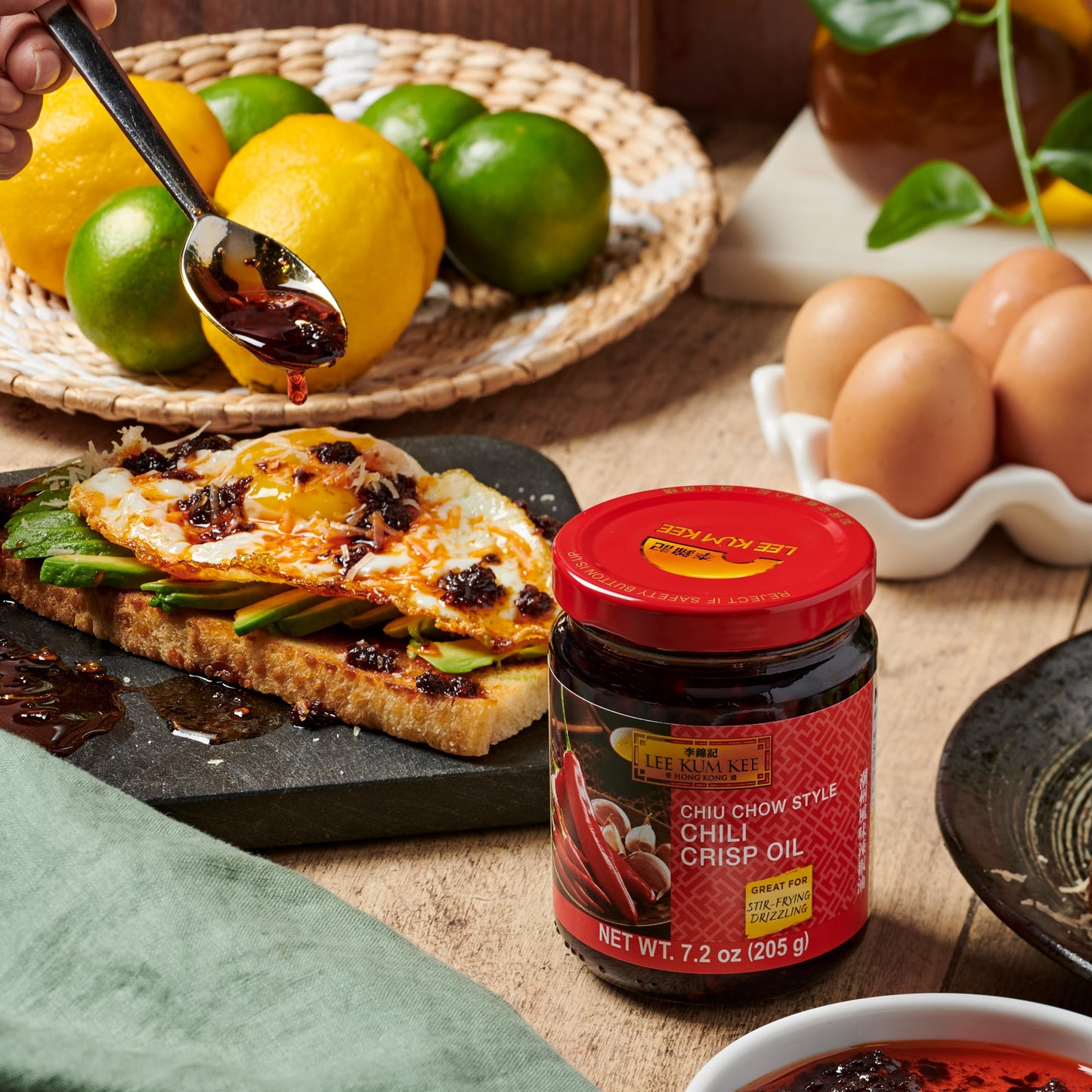 Lee Kum Kee Chiu Chow Chili Crisp Oil 205g/7.2oz - Savory Chili Sauce for Authentic Chinese Cuisine, Perfect for Dips, Drizzling and Stir-Frying